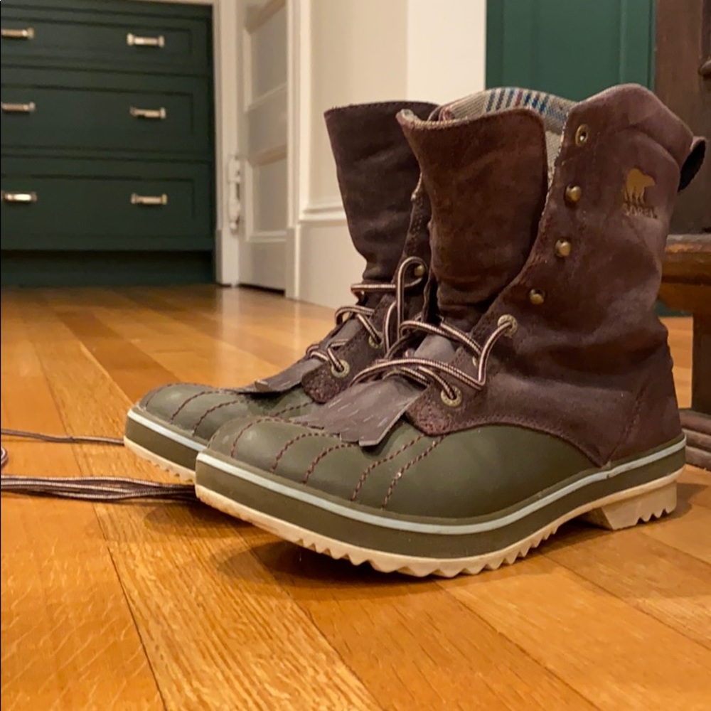 Sorel women’s snow boots